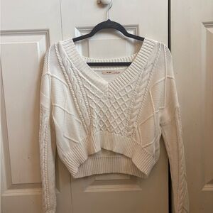Francesca’s White Cropped sweater